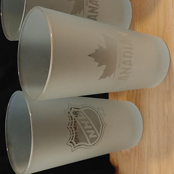NHL Canadian Frosted Glasses (4) - Picture 2 of 5
